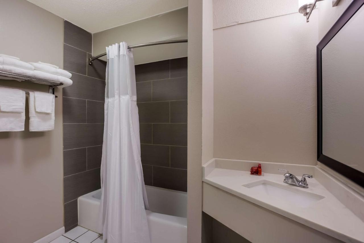 Surestay Hotel By Best Western Higginsville Dış mekan fotoğraf