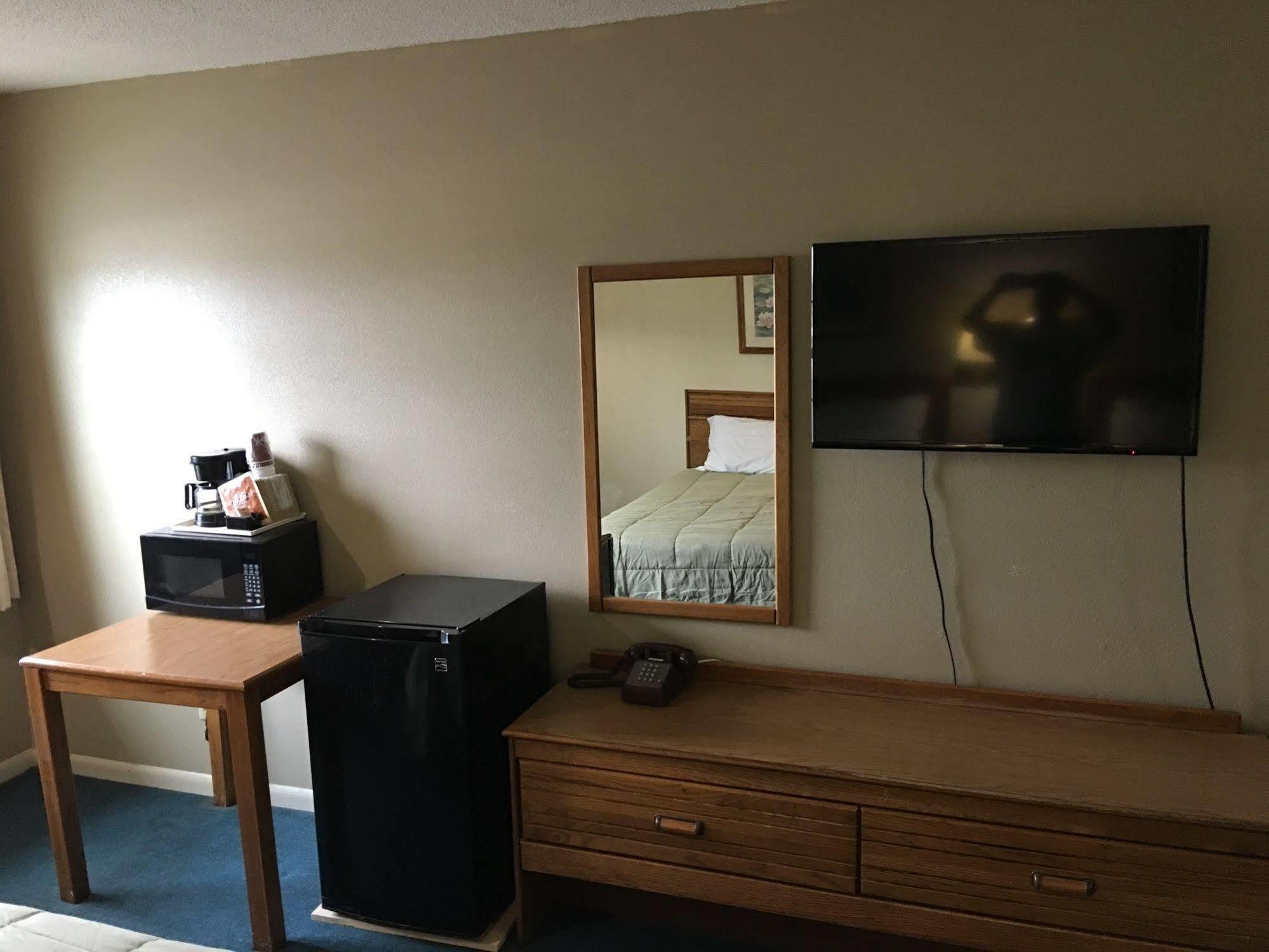 Surestay Hotel By Best Western Higginsville Dış mekan fotoğraf